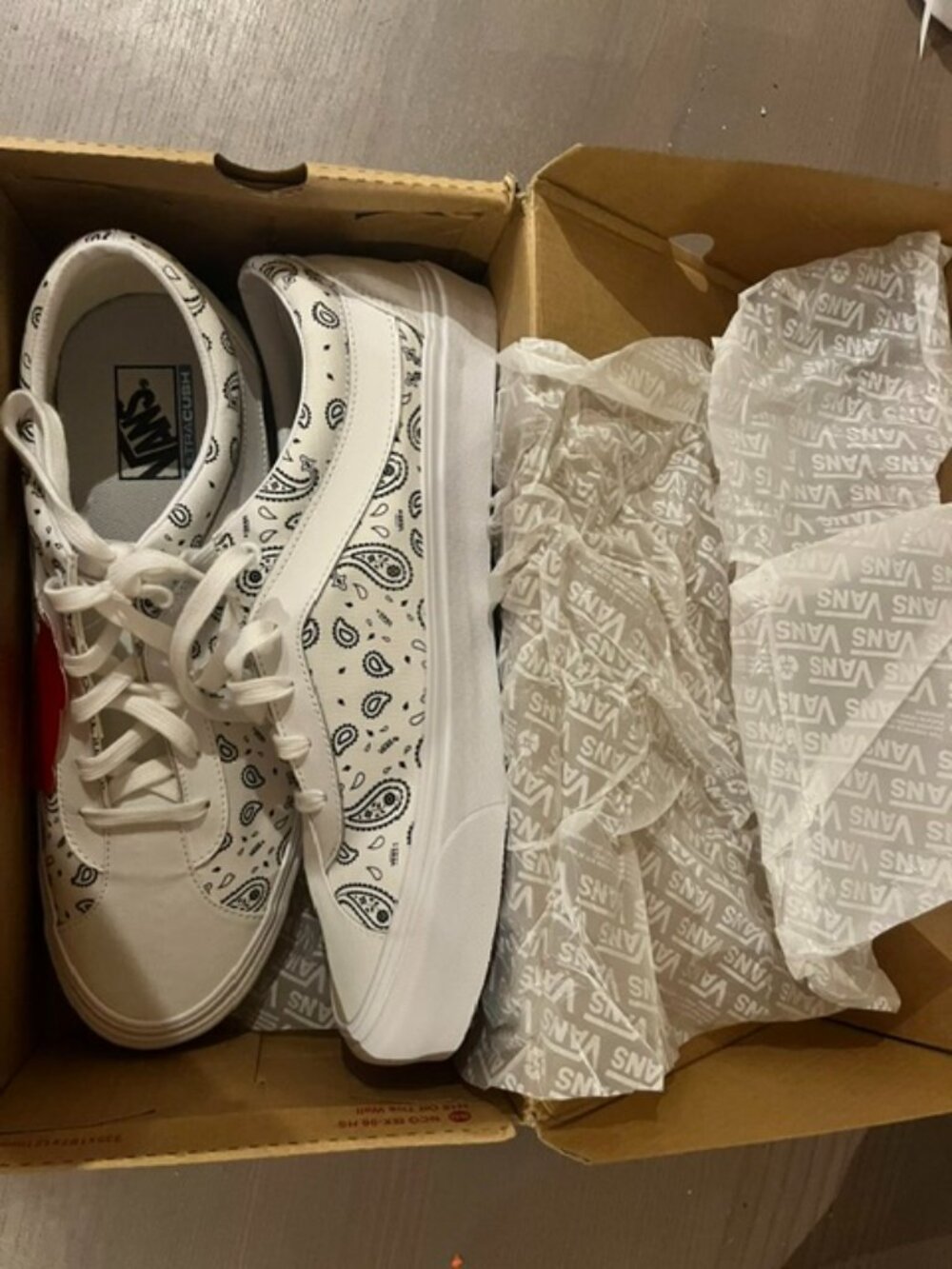 NEW Vans Bold NI Paisley True white/black shoes size 12 US (Men)